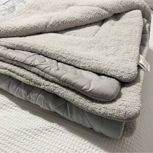 Sunday Citizen Snug Cooling Comforter - King